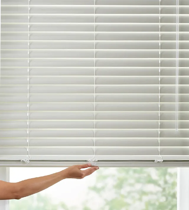 Aluminum blinds with lift and lock in Nicholasville, KY by Miller’s